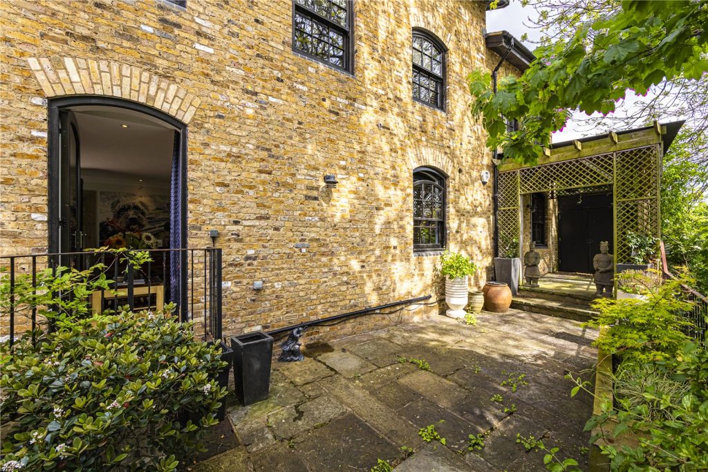 Property Image 27