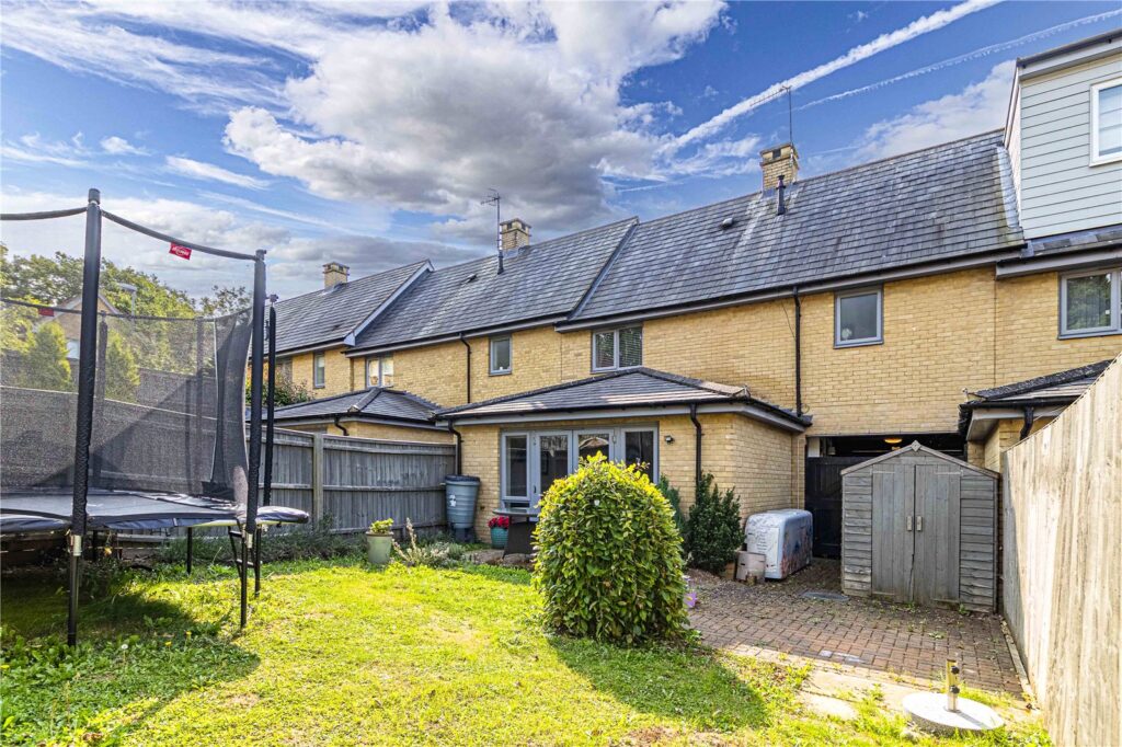 Strawberry Mews, Leverstock Green