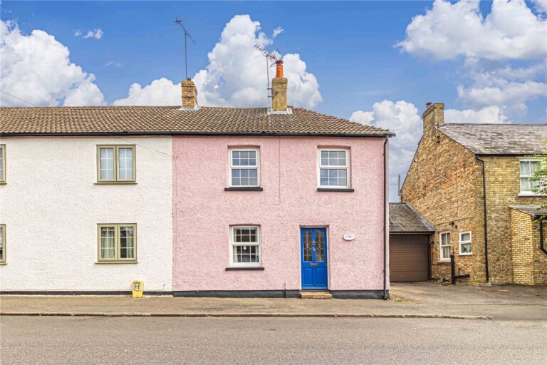 High Street, Eaton Bray