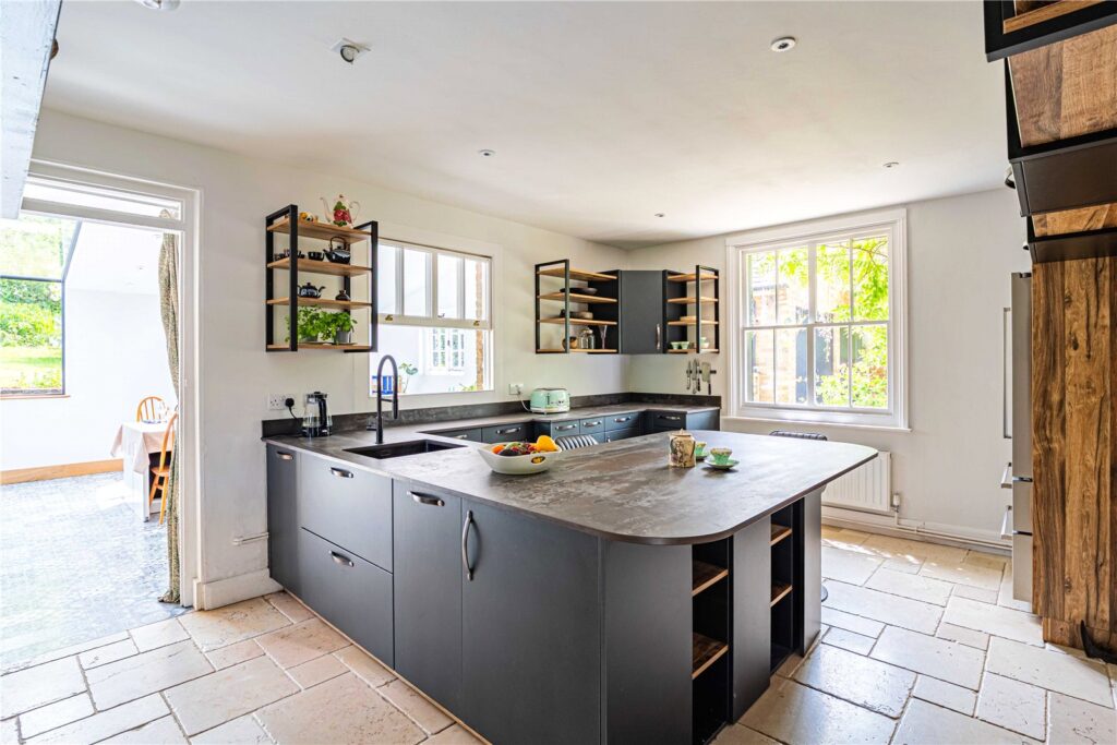 Long Marston Road, Cheddington