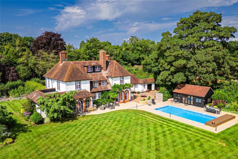 Large Country Home with pool